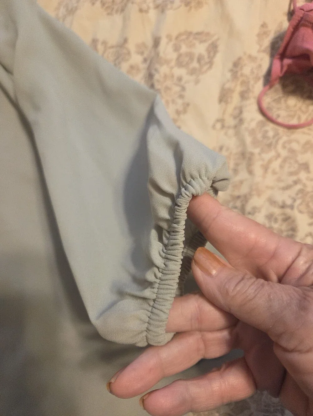 LOFT Sage Green Tie-Neck Blouse Excellent Large